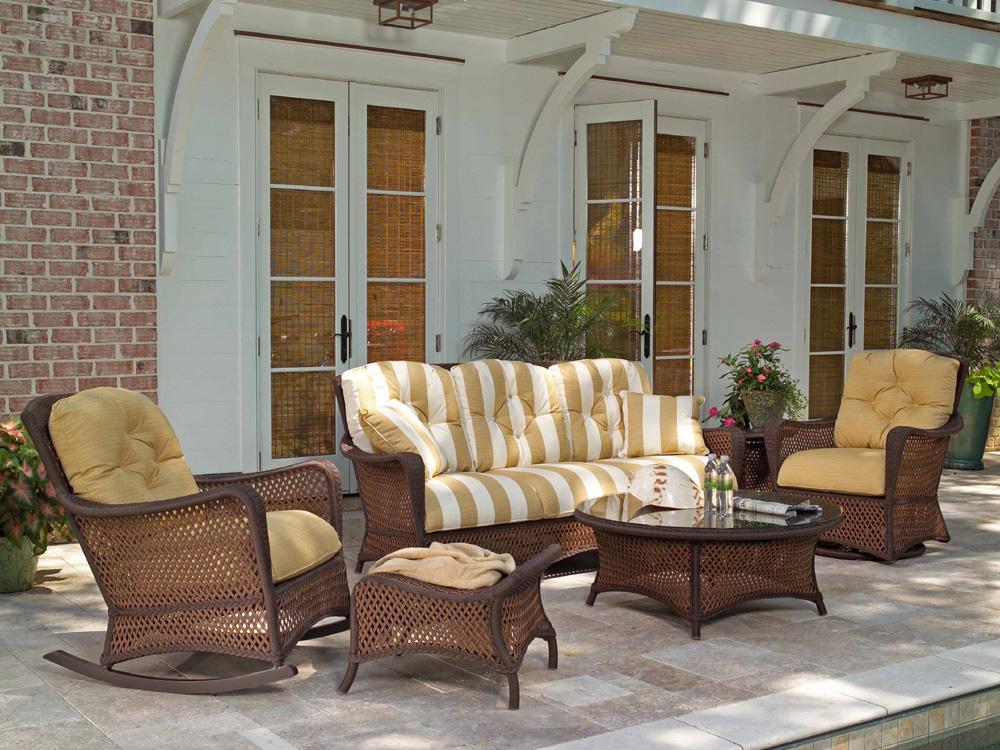 Lloyd Flanders Grand Traverse Wicker Cushion Outdoor Lounge Set