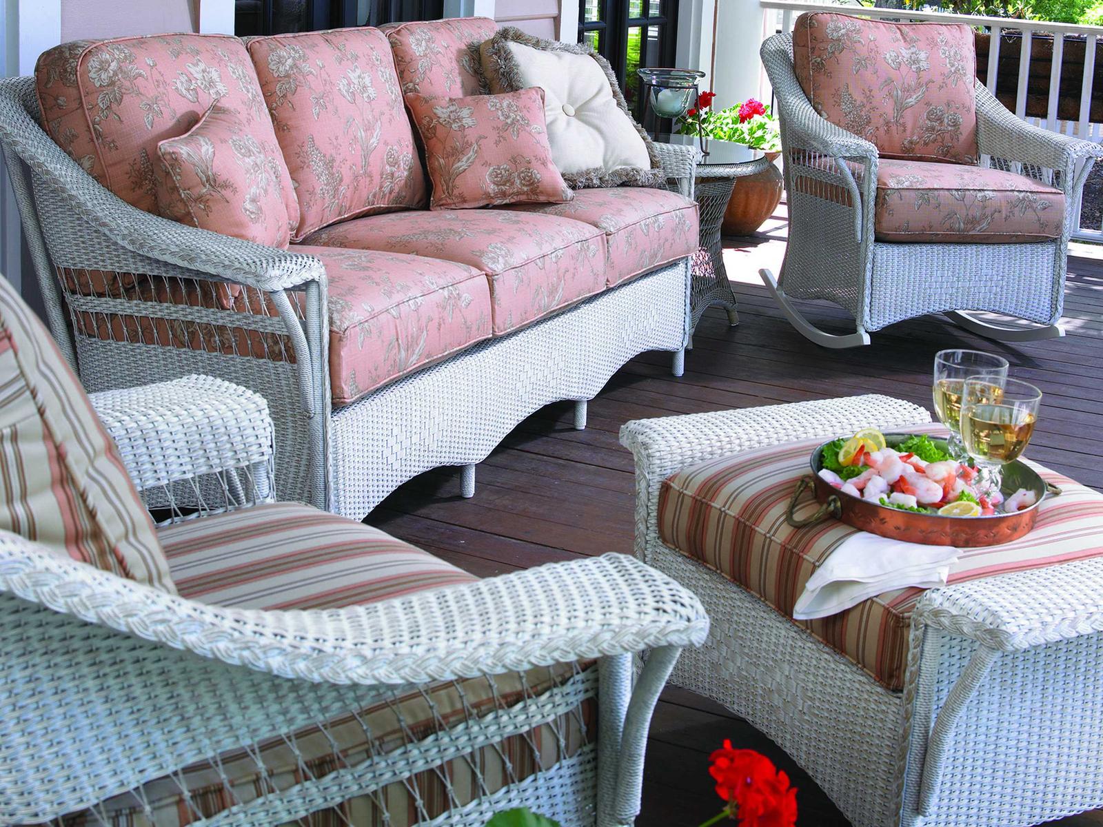Lloyd Flanders Nantucket Wicker Outdoor Patio Lounge Set