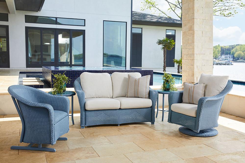 Lloyd Flanders Reflections Wicker Cushion Outdoor Lounge Set