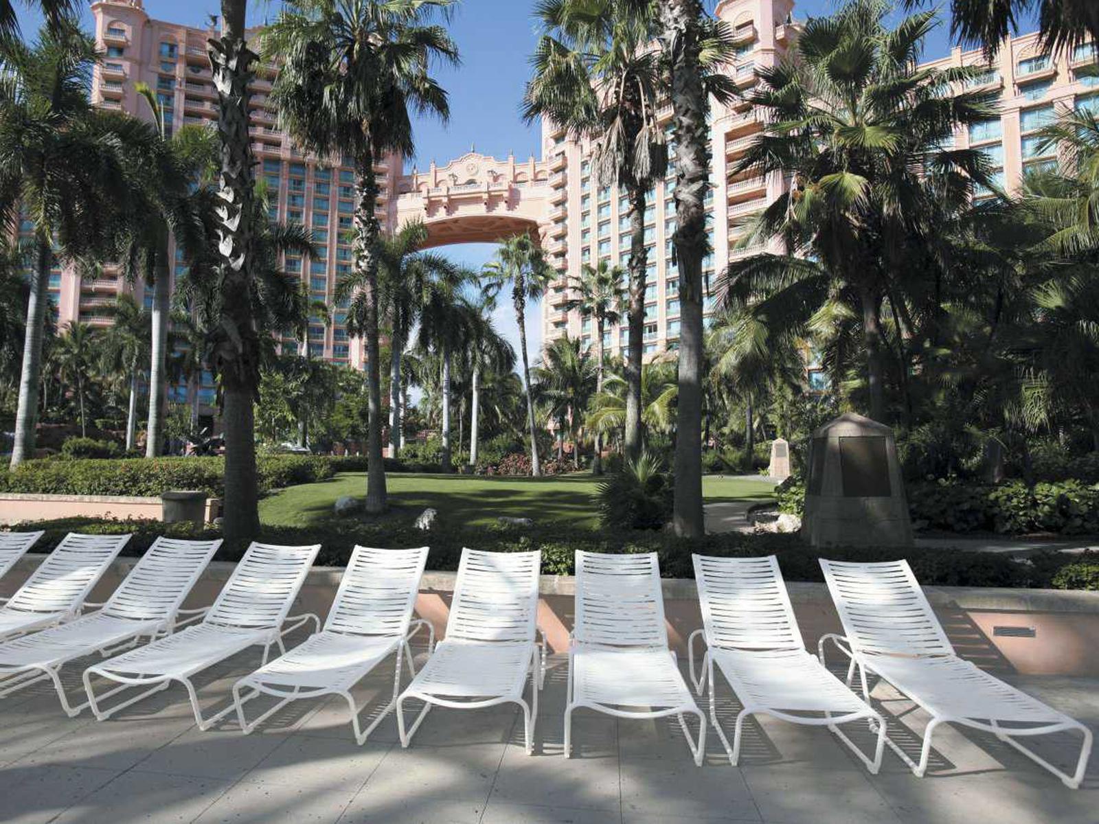 Tropitone Millennia Ribbon Segment Aluminum Patio Lounge Set
