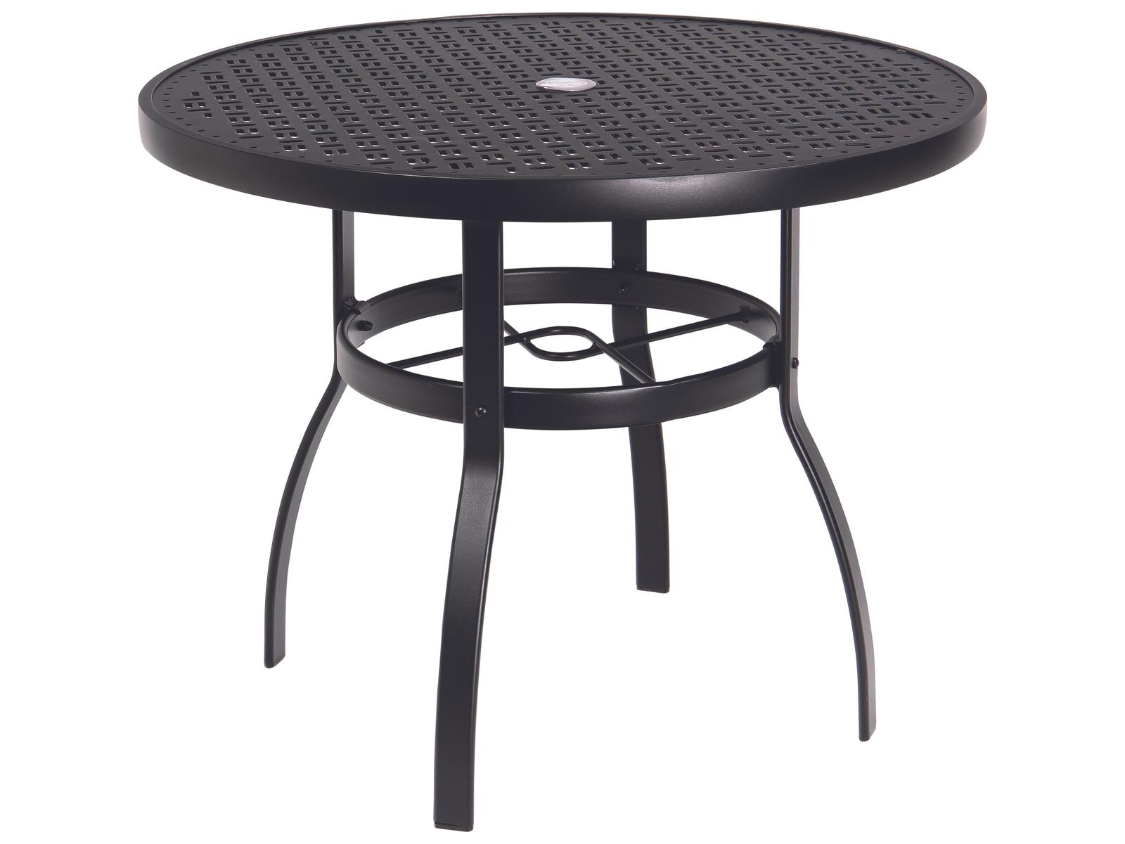 Woodard Aluminum Deluxe Round Lattice Top Table with Umbrella Hole
