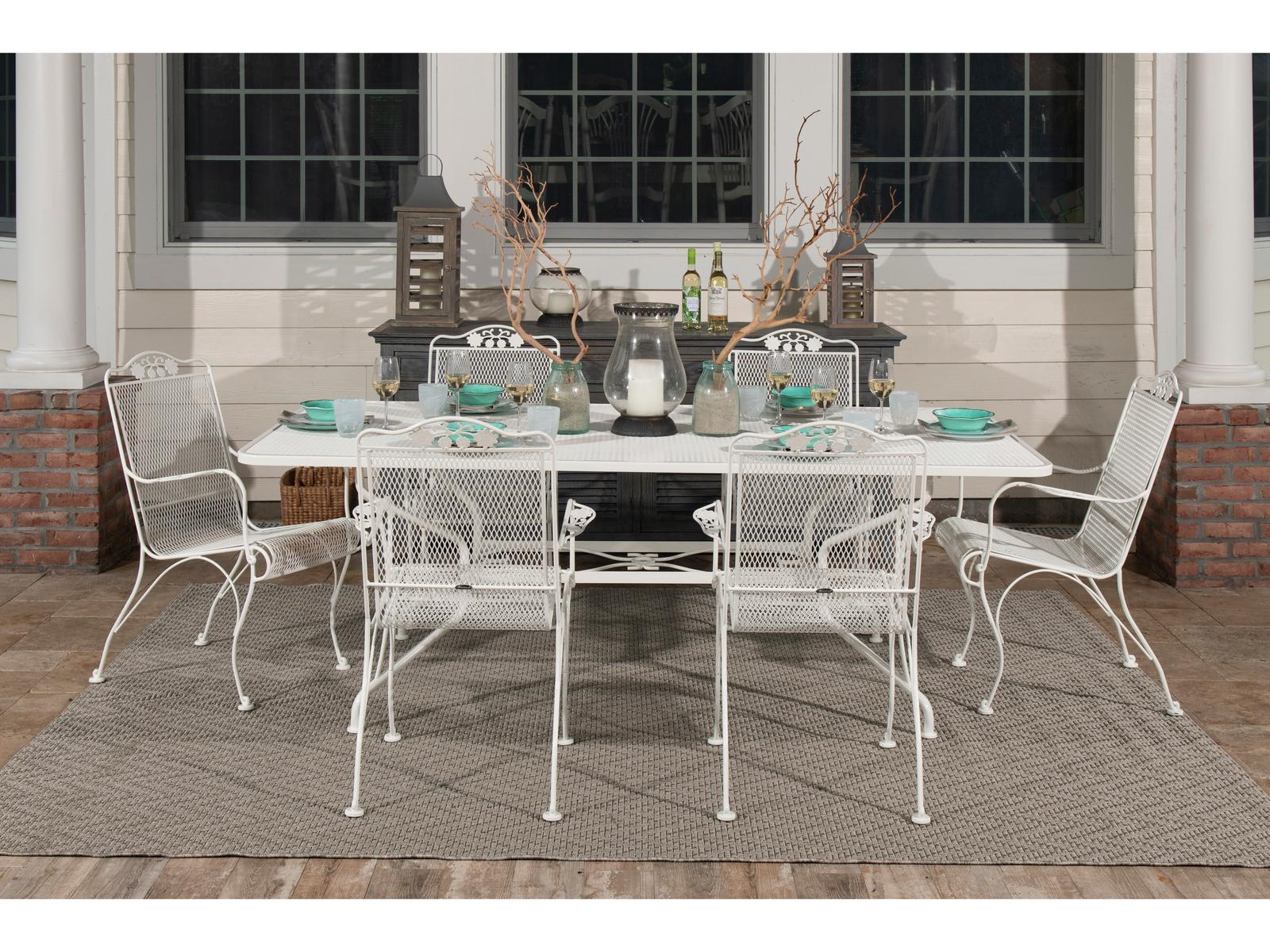 Woodard Briarwood Wrought Iron Outdoor Dining Set