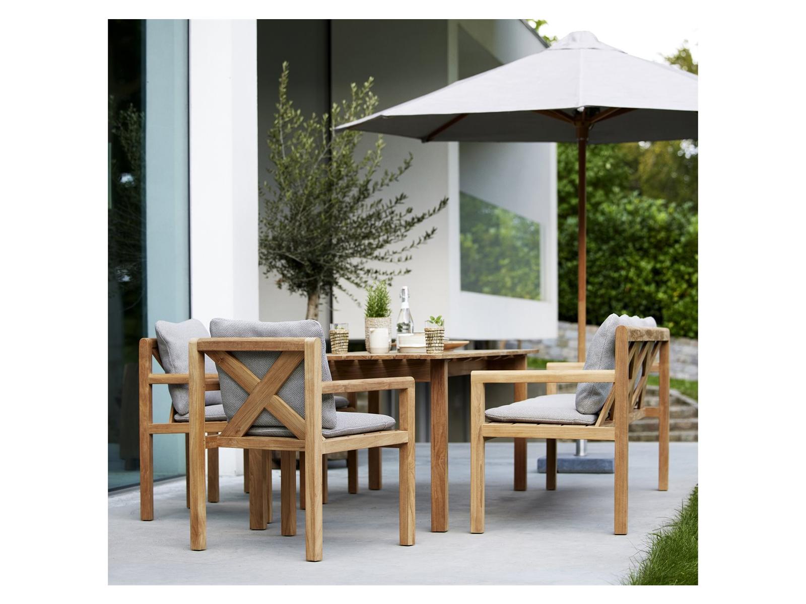 Cane Line Outdoor Grace Teak Dining Set