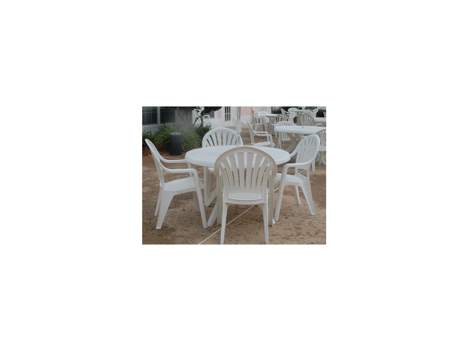 Grosfillex Pacific Fanback Resin Outdoor Patio Dining Set