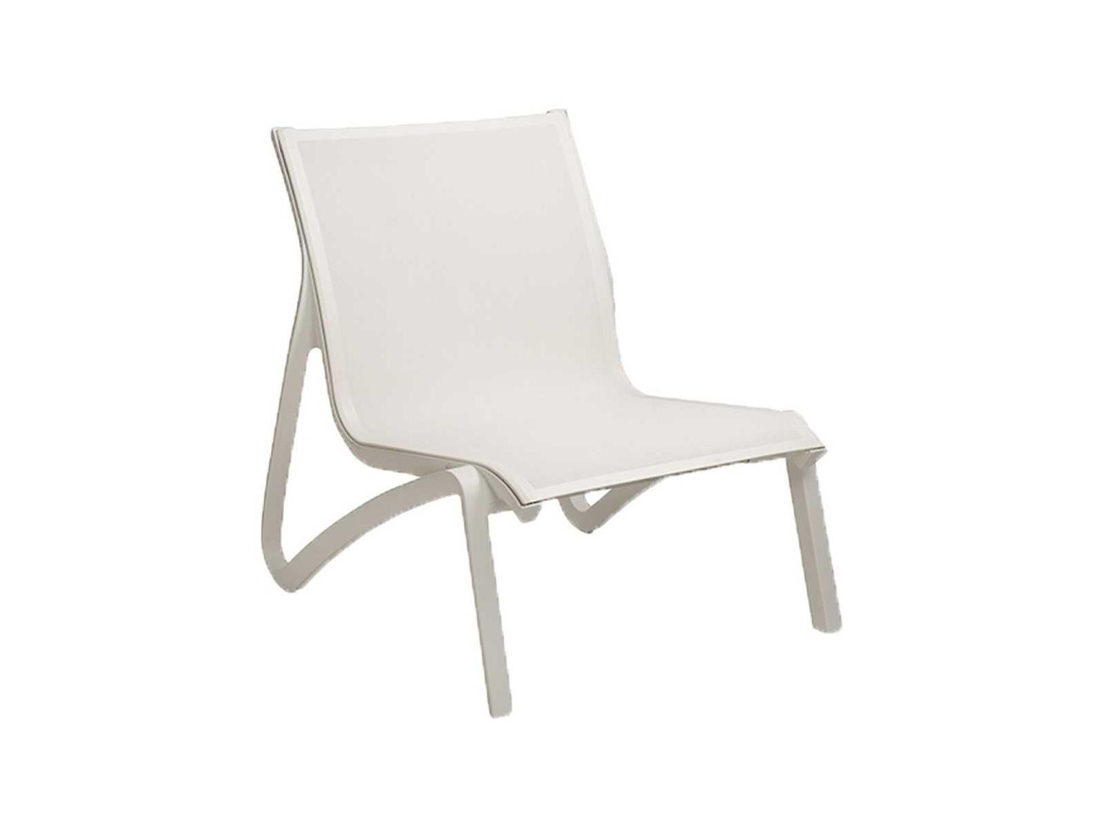 Grosfillex Sunset Sling Aluminum Resin White Outdoor Patio Lounge Chair in White