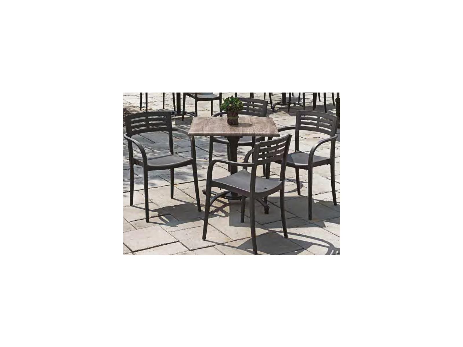 Grosfillex Vogue Resin Outdoor Dining Set
