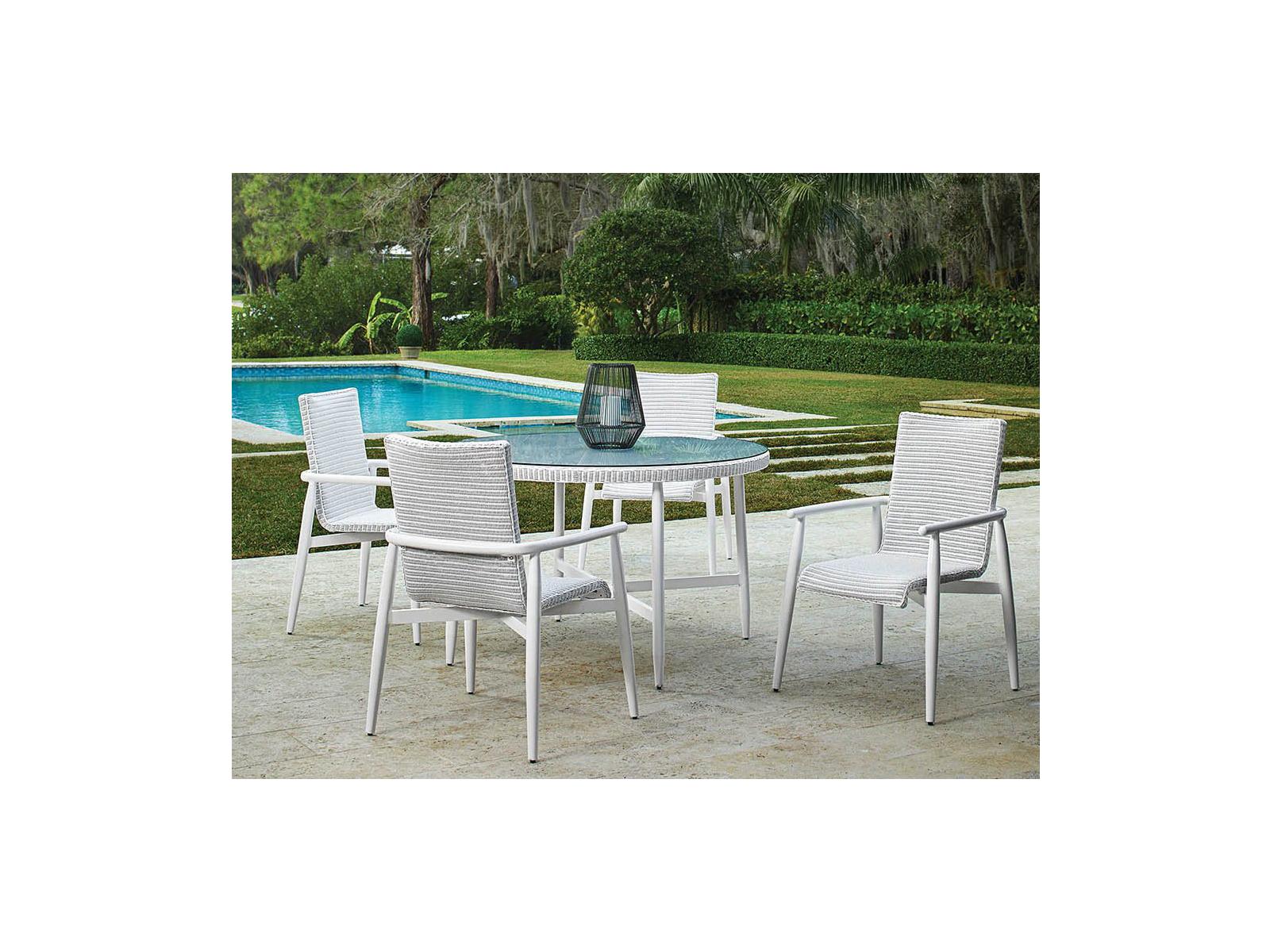 Lloyd Flanders Fairview Wicker Outdoor Dining Set