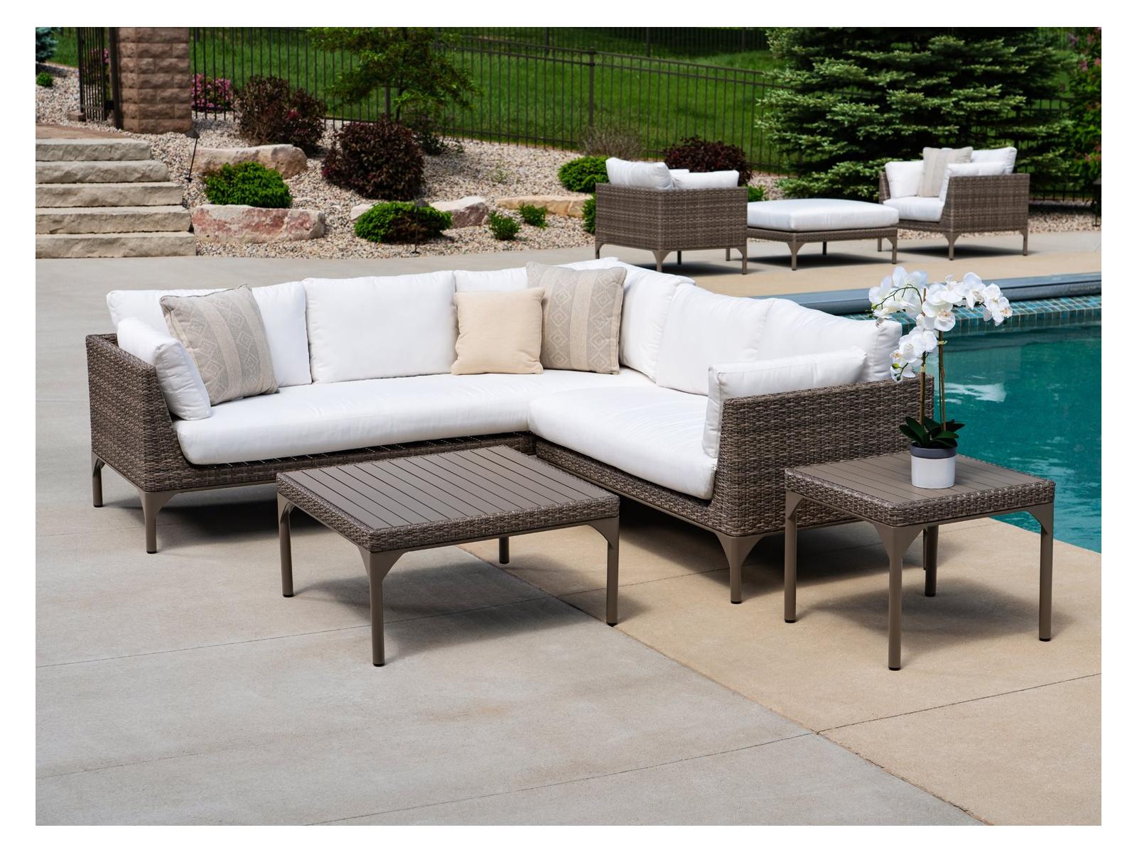 Lloyd Flanders Martinique Wicker Sectional Outdoor Patio Lounge Set