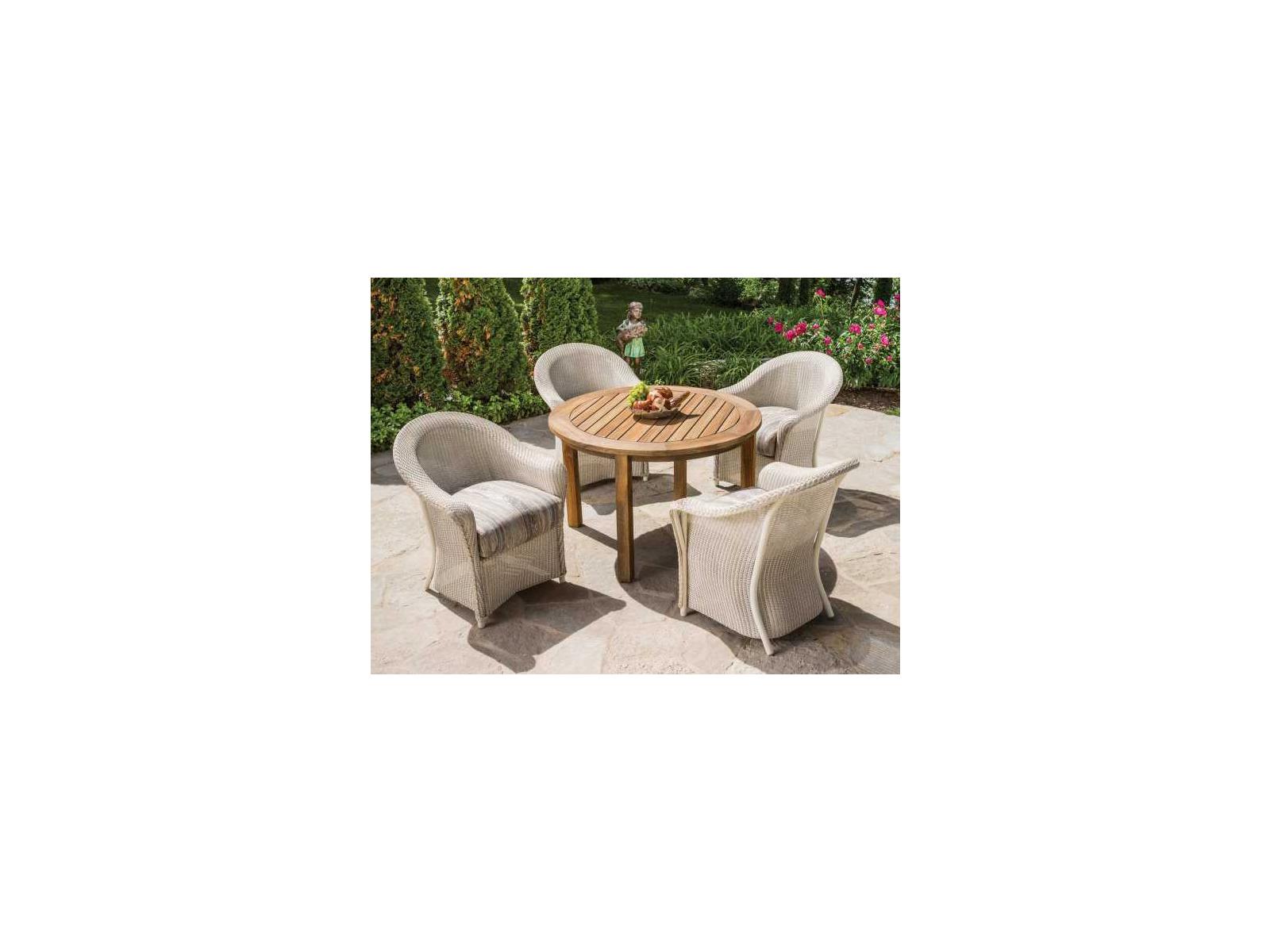Lloyd Flanders Reflections Wicker Outdoor Dining Set