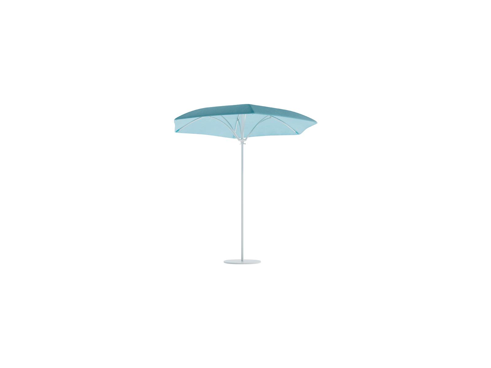 Tropitone Trace Waterfall Aluminum 8 Foot Hexagon Manual Lift Outdoor Patio Umbrella