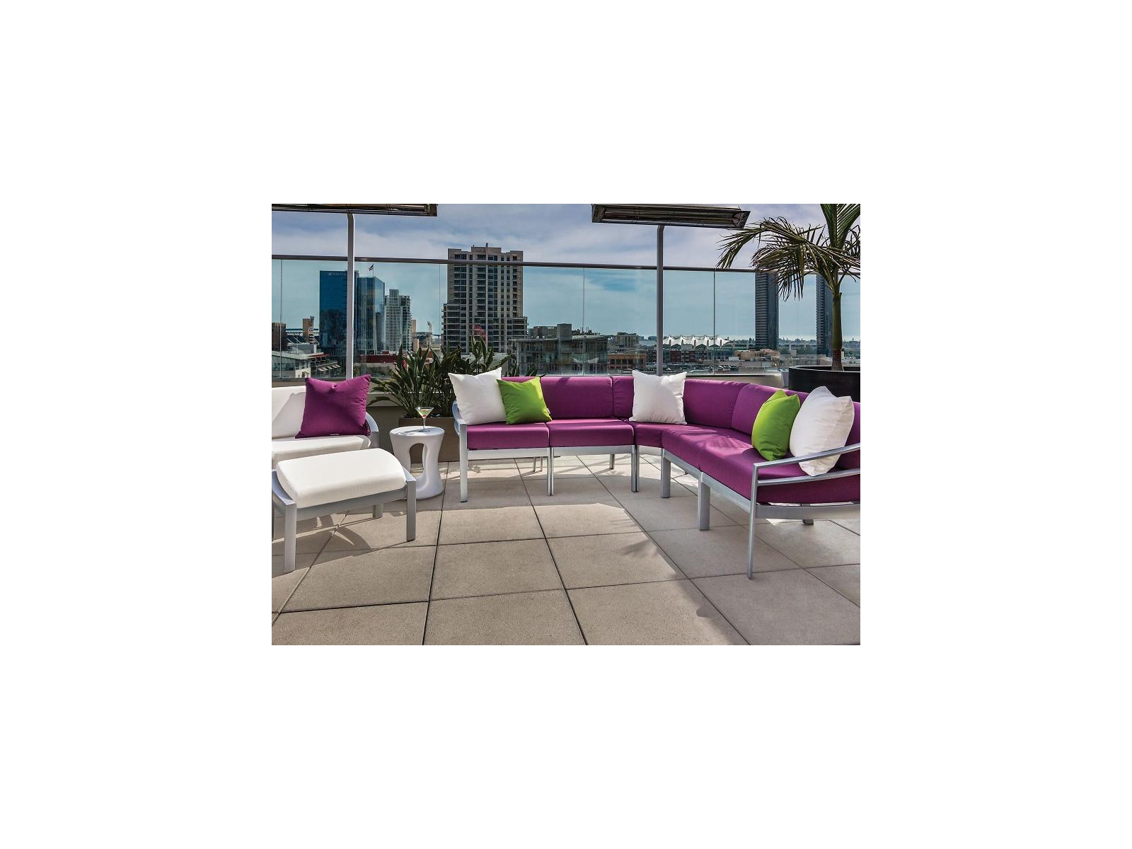 Tropitone Kor Cushion Aluminum Outdoor Patio Lounge Set