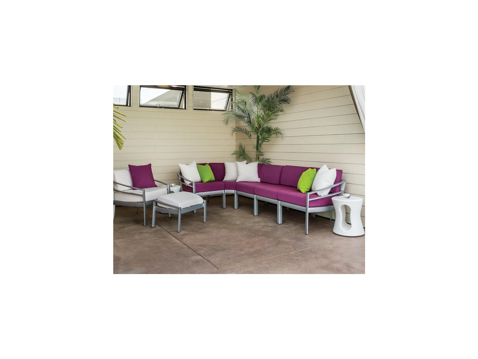Tropitone Kor Cushion Aluminum Patio Lounge Set