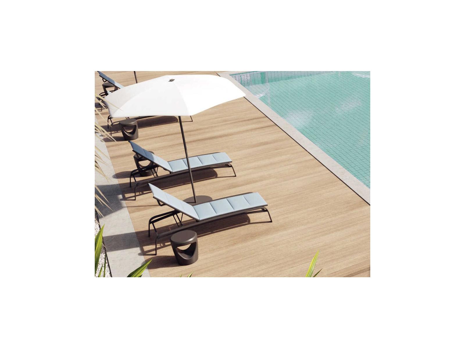Tropitone Laguna Beach Relaxed Padded Sling Aluminum Patio Lounge Set