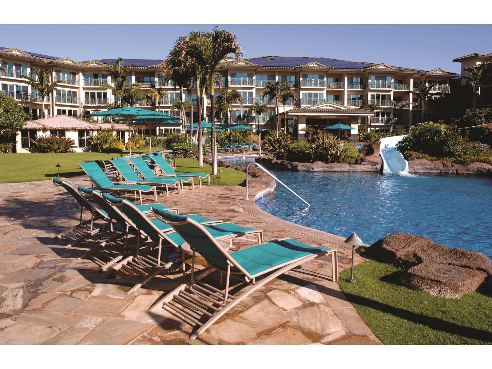 Tropitone South Beach Padded Sling Aluminum Lounge Set