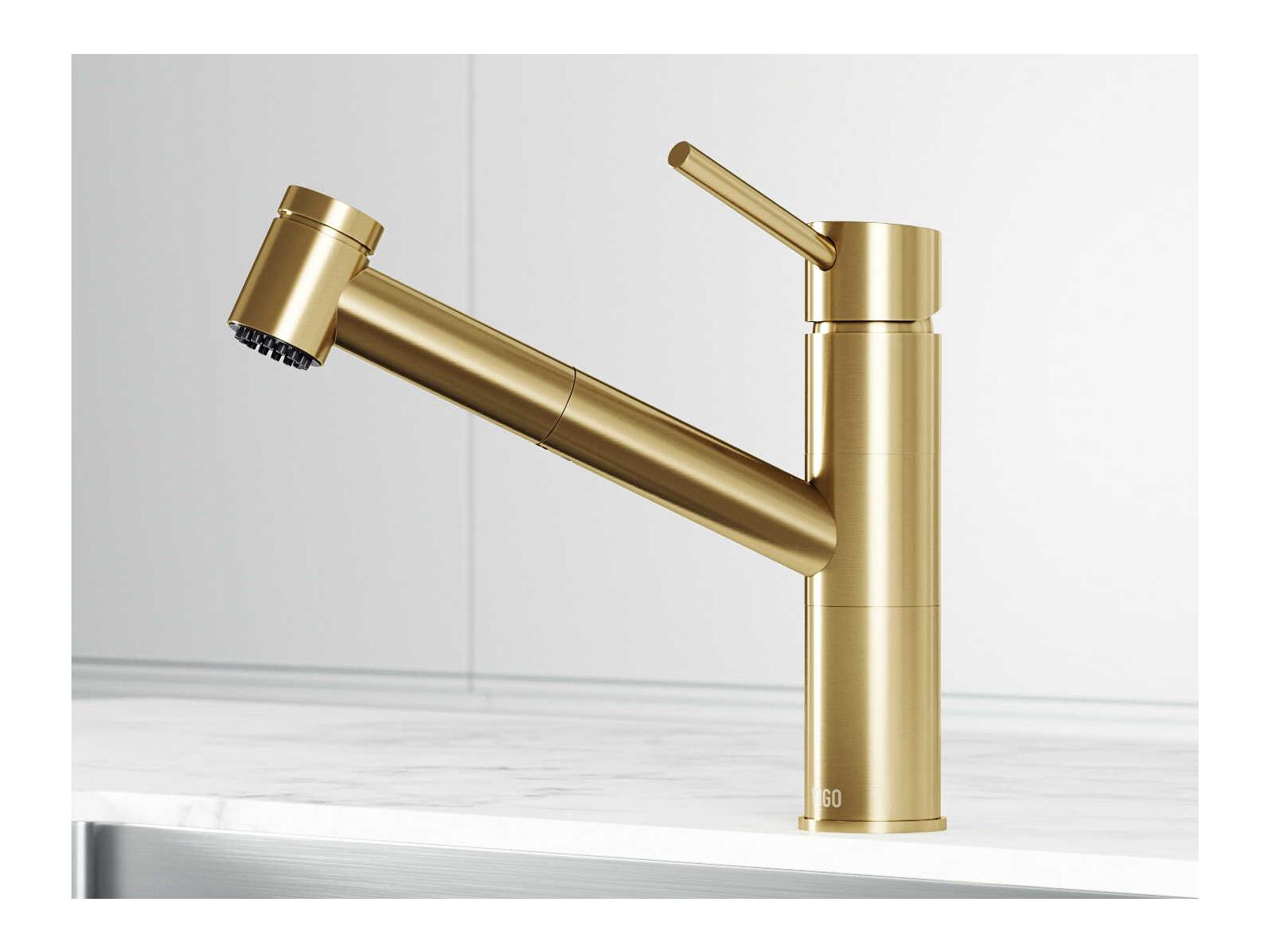 Vigo Branson Matte Brushed Gold Single Handle Pull-Out Sprayer Kitchen Faucet