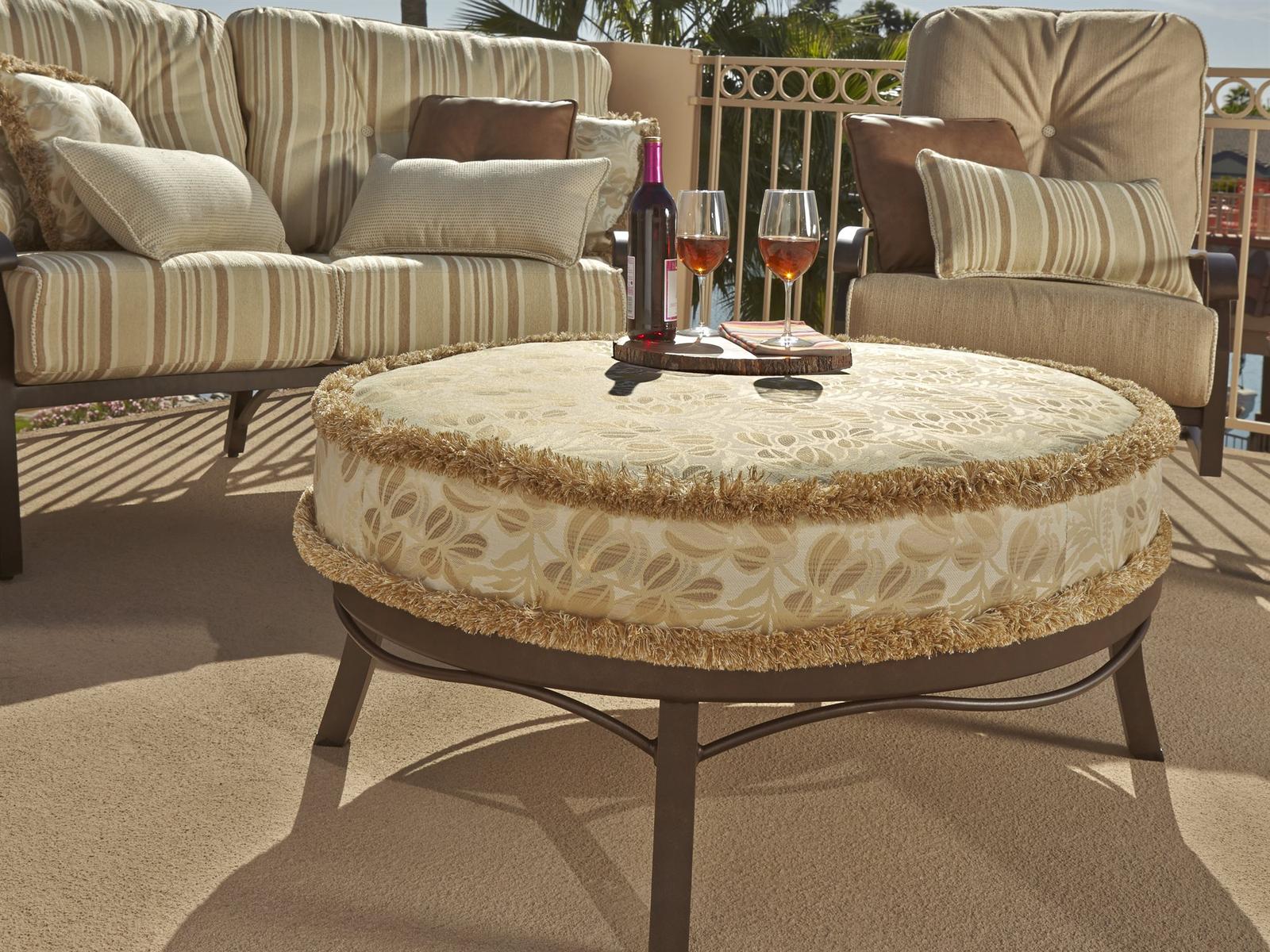 Woodard Cortland Cushion Aluminum Outdoor Lounge Set