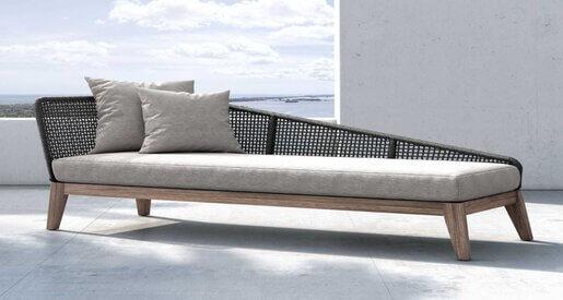 Buying Guide: Enjoy the Most Comfortable Outdoor Lounge Chairs for 2021