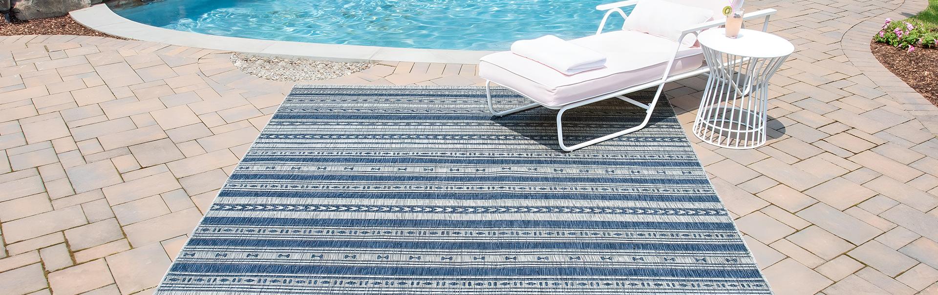 Momeni Outdoor Area Rugs