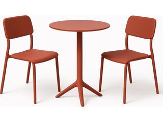 Mattone Recycled Plastic Dining Set
