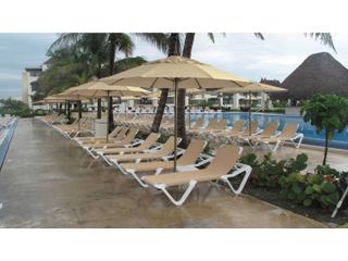 Grosfillex Nautical Sling Resin White Adjustable Outdoor Chaise Lounge in Khaki