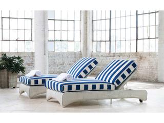 Lloyd Flanders Dining & Accessories Wicker Patio Lounge Set