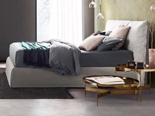 Pianca Piumotto Gray Upholstered Queen Platform Bed