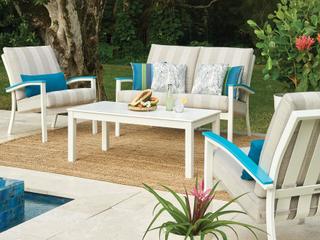 Telescope Casual Bazza Cushion Aluminum Lounge Set
