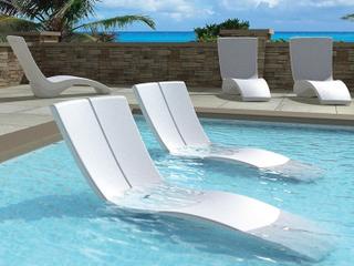 Tropitone Curve Resin Outdoor Patio Lounge Set