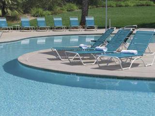 Tropitone Kahana Strap Aluminum Outdoor Lounge Set