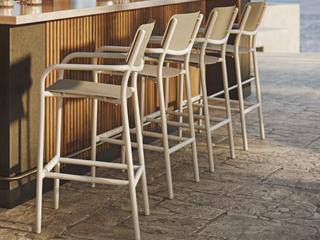 Tropitone Presto Aluminum Bar Stool Set