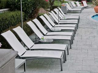 Tropitone South Beach Relaxed Sling Aluminum Outdoor Patio Lounge Set