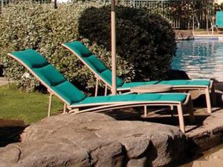 Tropitone South Beach Padded Sling Aluminum Outdoor Lounge Set