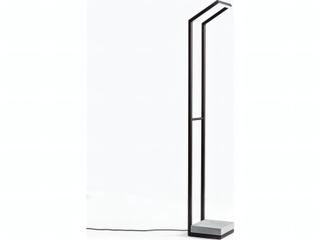 Tratto Standing Lamp