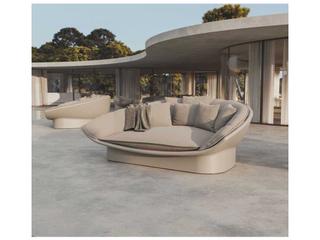Vondom Outdoor Luna Daybed Ecru Getaria Desert Upholstery