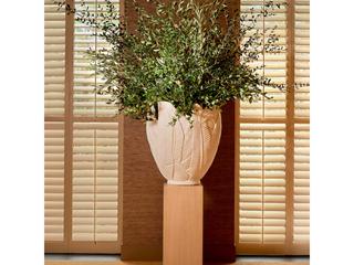 Eichholtz Outdoor Cream Planter
