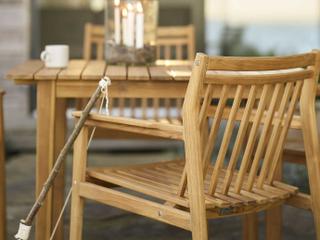 FDB Mobler Outdoor Sammen Natural Teak Square Dining Table
