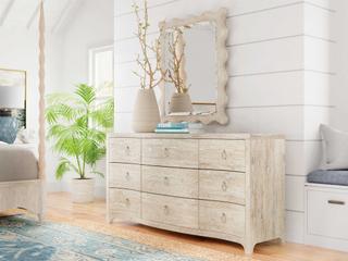 Hooker Furniture Serenity 6-Drawers White Cedar Wood Double Dresser