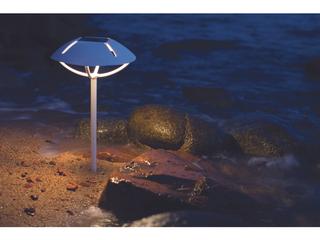 Seaside Casual La Lampe Aluminum Solar Parabole