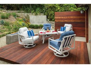 Tropitone Kenzo Cushion Patio Lounge Set