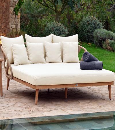 Featured filter: Teak Daybeds