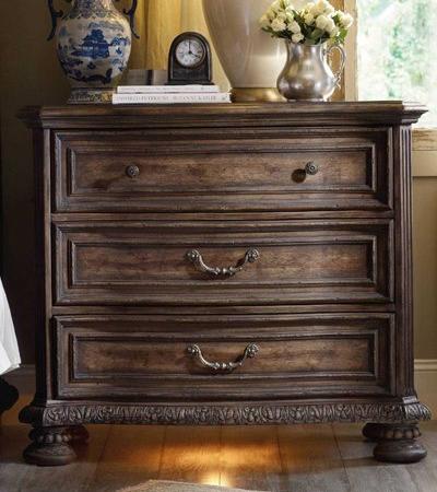 Featured filter: Traditional Nightstands
