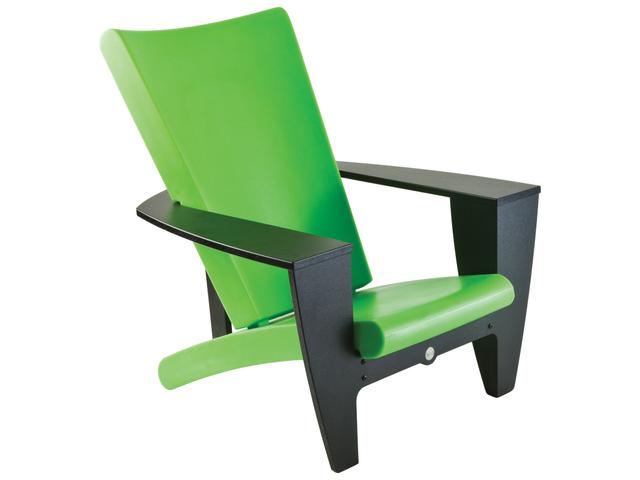 Curve Marine-Grade Polymer Lounge Chair