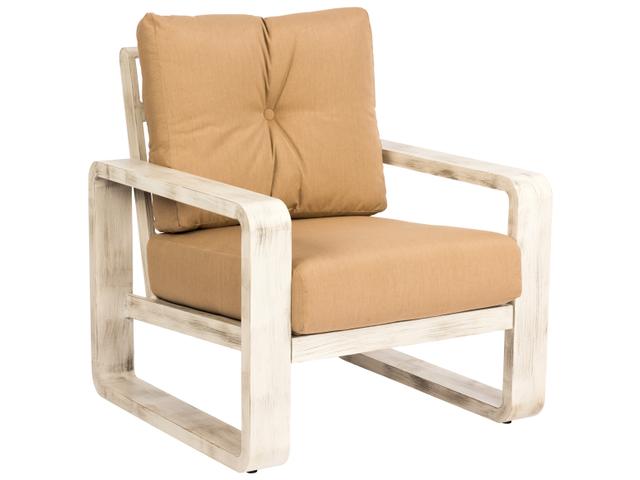 Vale Cushion Aluminum Lounge Chair