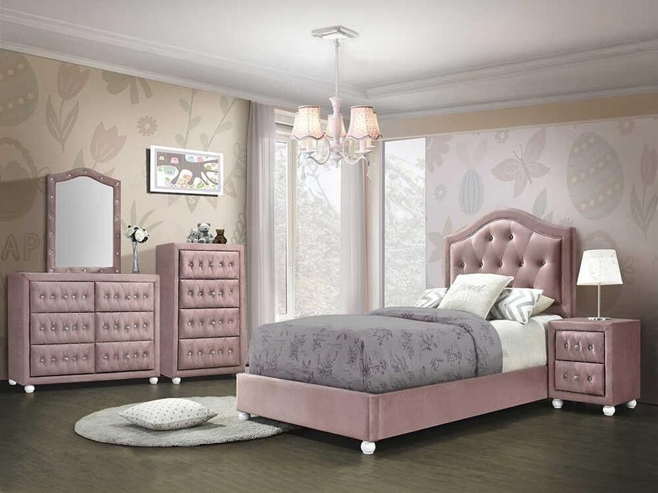 Reggie Bedroom Set