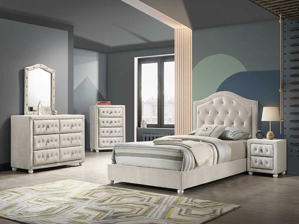Reggie Bedroom Set