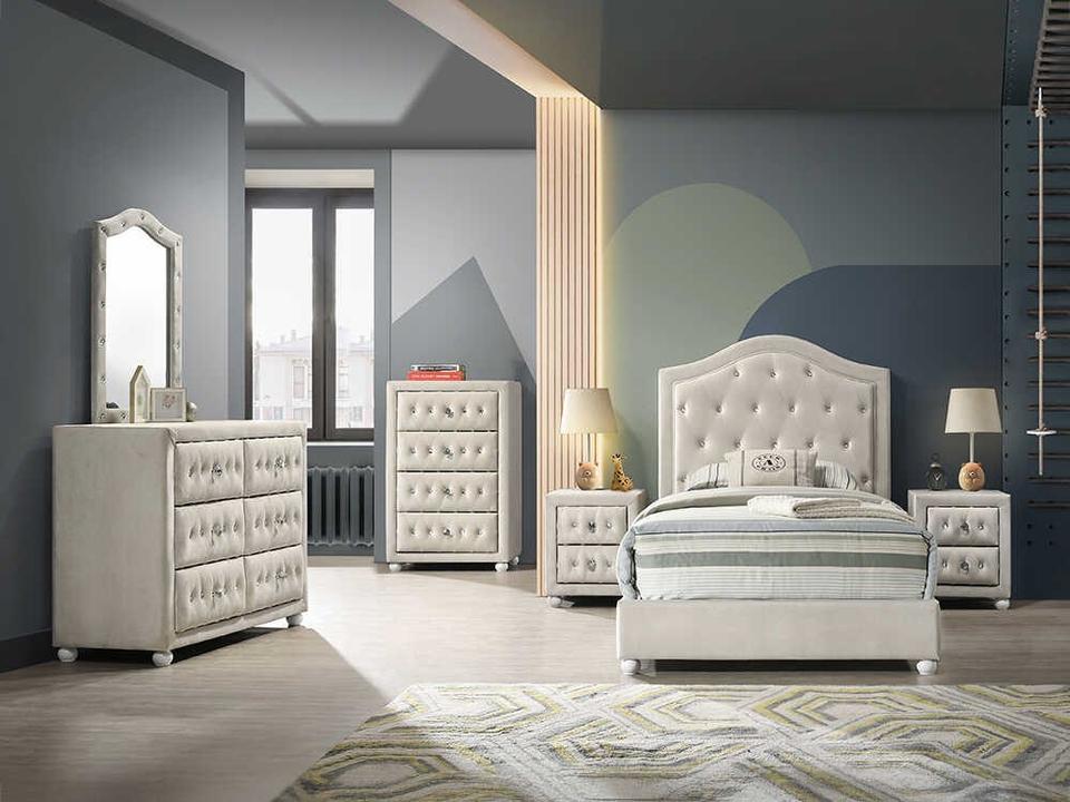 Reggie Bedroom Set
