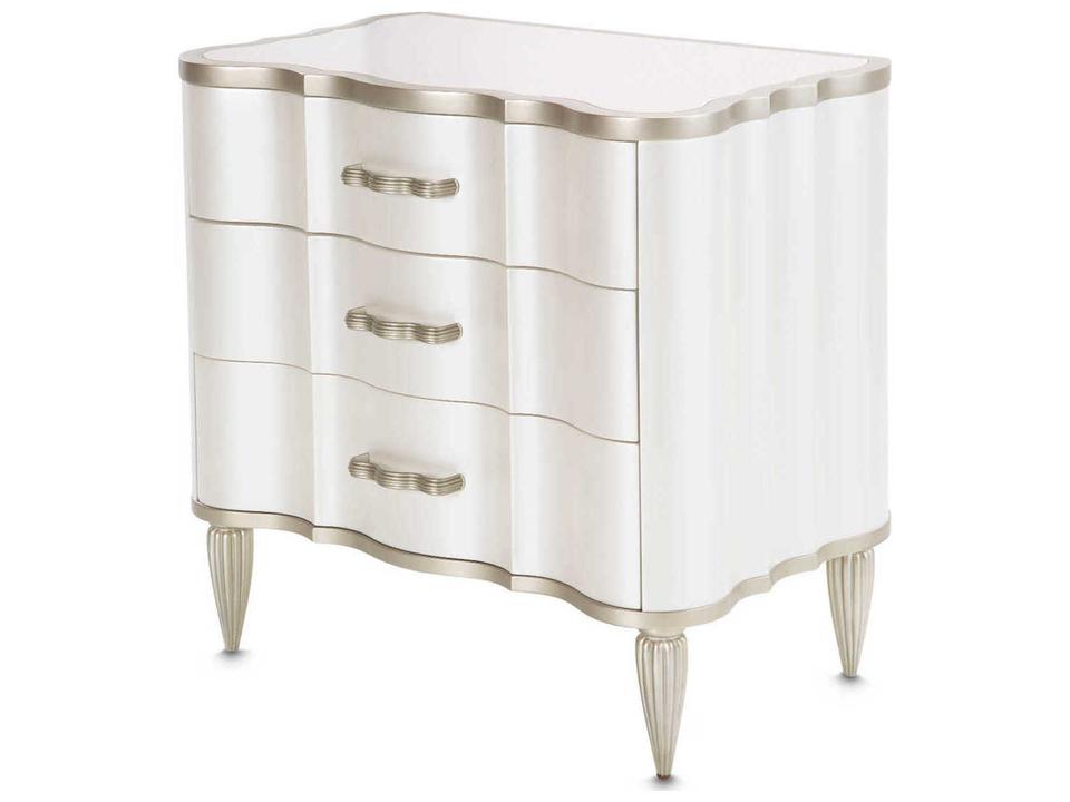London Place 3-Drawer Nightstand with Cultured Marble Top in Creamy Pearl