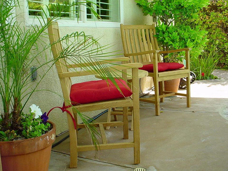 Bahama Wilshire 3-Piece Teak Conversation Set in Natural