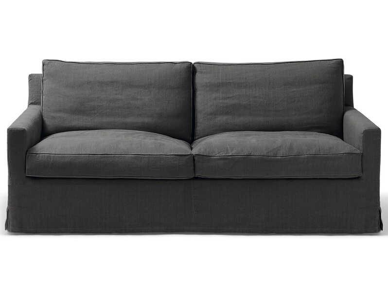 Cousy Upholstered Loveseat