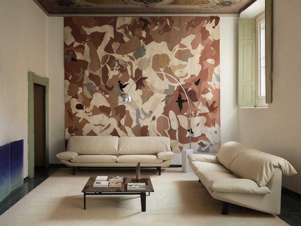 Casablanca Living Room Set